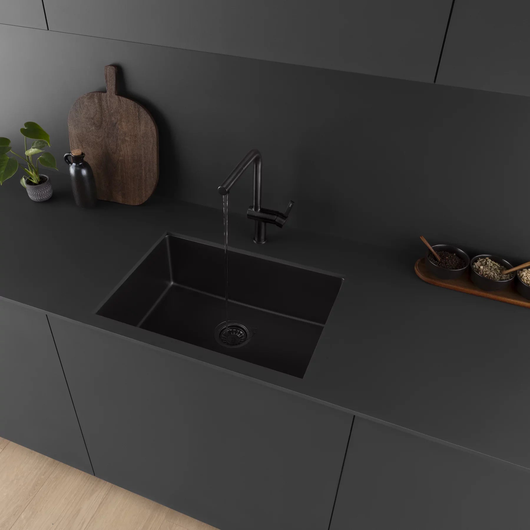 Μπαταρίες κουζίνας KWC και HANSA σε φινιρίσματα Brushed Gunmetal, Brushed Bronze, Brushed Copper, Black matt, Chrome κ.α.